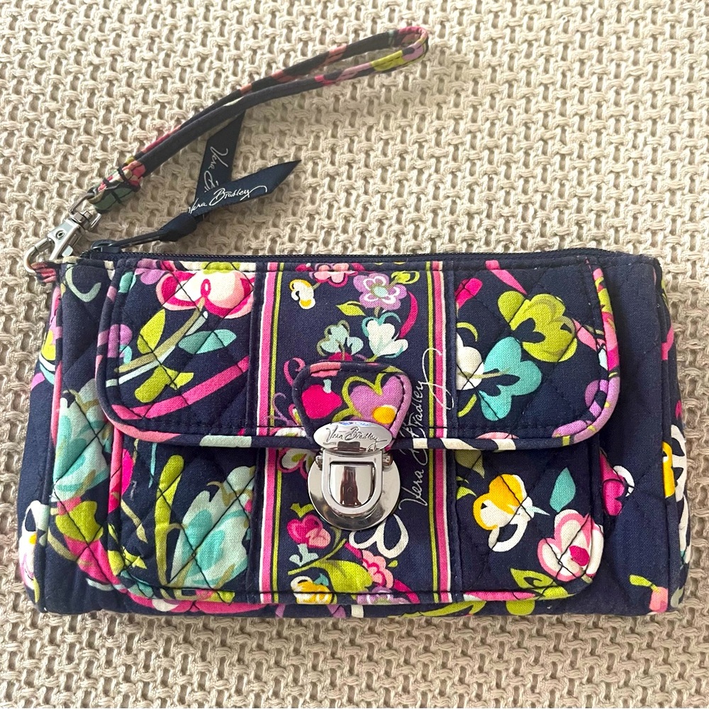VERA BRADLEY “Navy ribbons” wristlet , EUC.